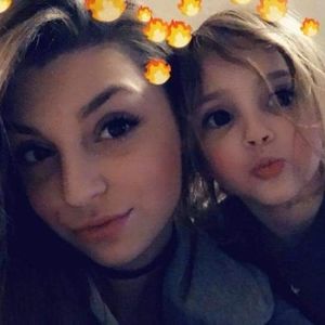 Meet your Posher, Kelly